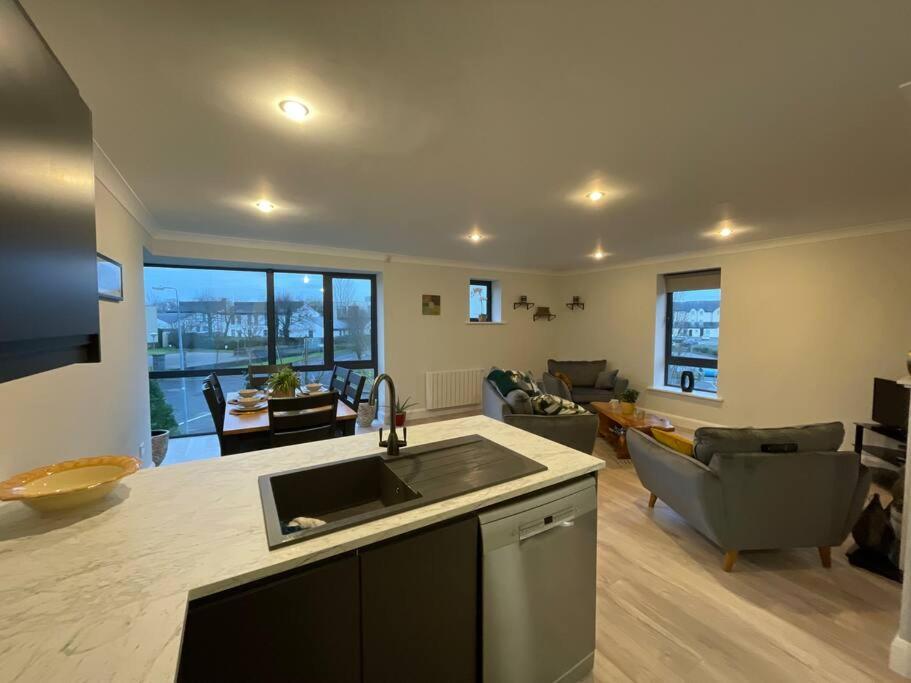 Entire Apartment , Centre Carrick-On-Shannon Luaran gambar